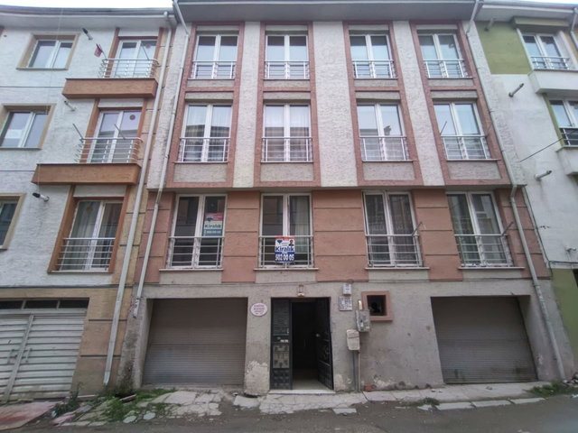 RE/MAX MOD'DAN SÜTLÜCE'DE GENİŞ KISMİ EŞYALI KİRALIK 1+1 DAİRE