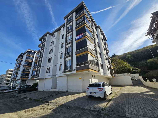 ATAKUMDA TRAMVAYA YAKIN ARAKAT 2+1 DAİRE