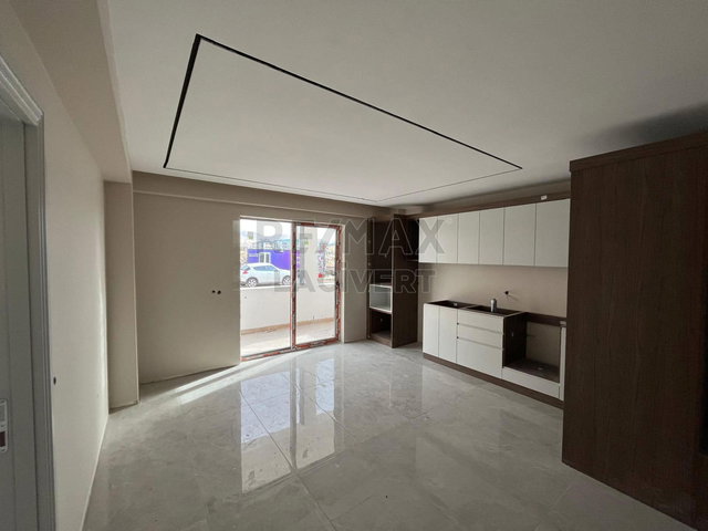 RE/MAX LACİVERT'TEN DADAŞKENT'TE SATILIK LÜKS 1+1 DAİRE