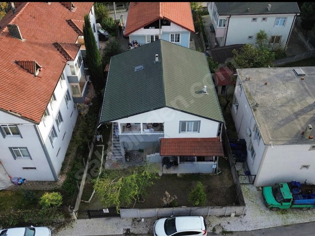 GÜNEŞLER MH. SATILIK - 2 KATLI EV REMAX DESIGN