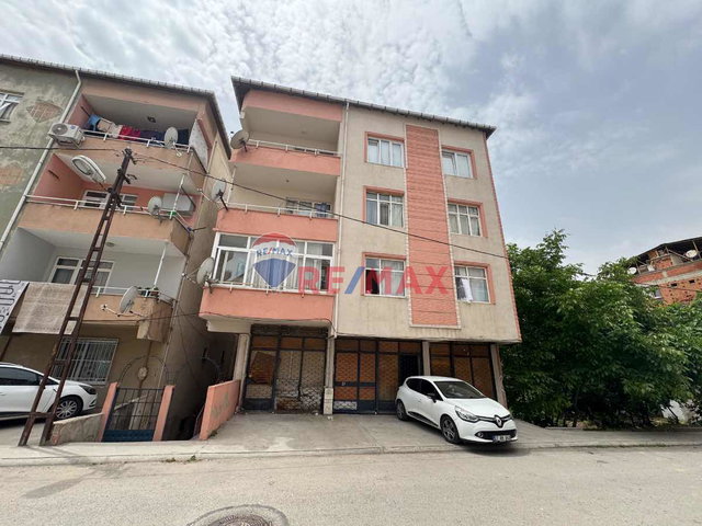 PENDİK KAVAKPINAR DA GİRİŞ KAT 2+1 ARSA TAPULU FIRSAT DAİRE