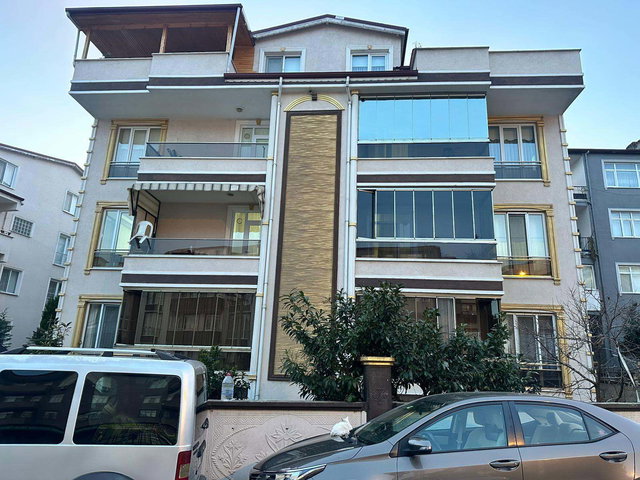 DERİNCE ÇENEDAĞ MAHALLESI EŞYALI KIRALIK 3+1 DAIRE