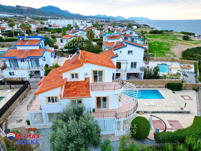 3+1 EKSTRA 137M2 ALANA SAHIP DENIZ MANZARALI EV