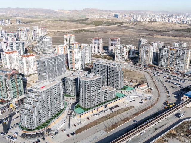 AP İST PORT TERASLI BAHÇELİ 1+1 KİRALIK