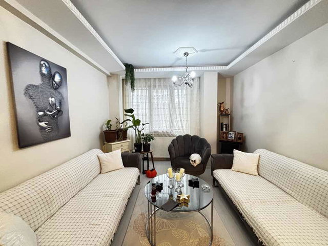 BAĞCILAR YILDIZ TEPE MAHALLESİ 3+1 SATILIK DAİRE