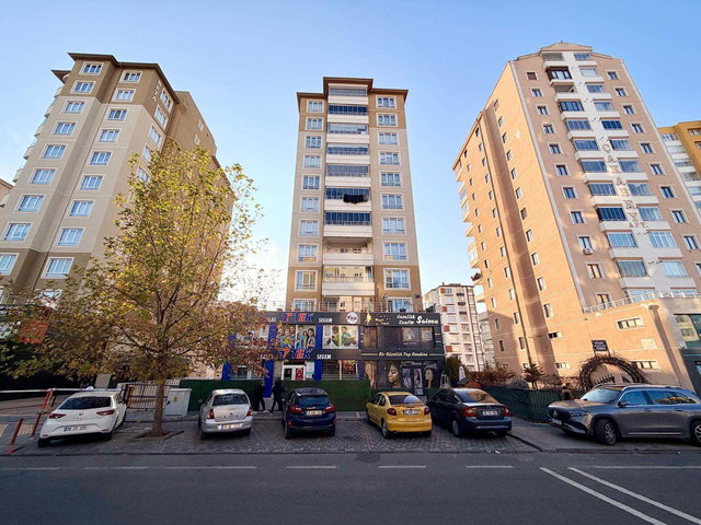 TALASTA EŞSİZ KONUMDA TERASLI 3+1 ÖZEL DAİRE