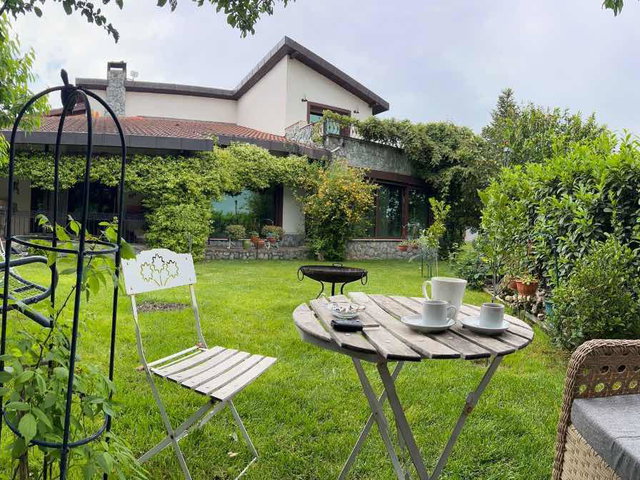KARTEPE FSM İPEKYOLU VİLLALARINDA SATILIK 5+1 300 M2 LÜKS VİLA