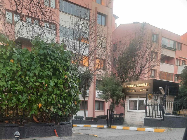 ASLI SAYAR'DAN SATILIK 1+1 İŞBANKASI KONUTLARI ACIBADEM !!GÜVENLİ YATIRIM..