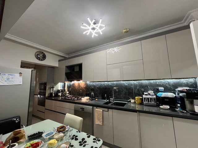 KARAPINARDA 4+1 LÜKS YAPILI K.OTOPARKLI MASRAFSIZ SATILIK DAIRE