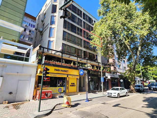 REMAX BEYAZ ÇEKİRGE CAD. KÜLTÜRPARK MANZARALI SATILIK DAİRE&OFİS