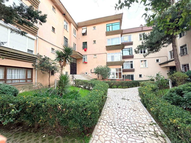 BÜYÜKÇEKMECE ATATÜRK MAHALLESİNDE DUBLEKS DAİRE