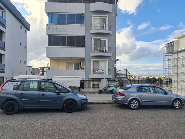 İZMİR ALİAĞA ÖRNEKKENT MH. SATILIK 3+1 DAİRE