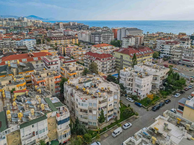 ALANYA / OBA GÖL SATILIK 3+1 AYRI MUTFAKLI DAIRE