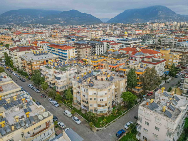 ALANYA / OBA GÖL SATILIK 3+1 AYRI MUTFAKLI DAIRE