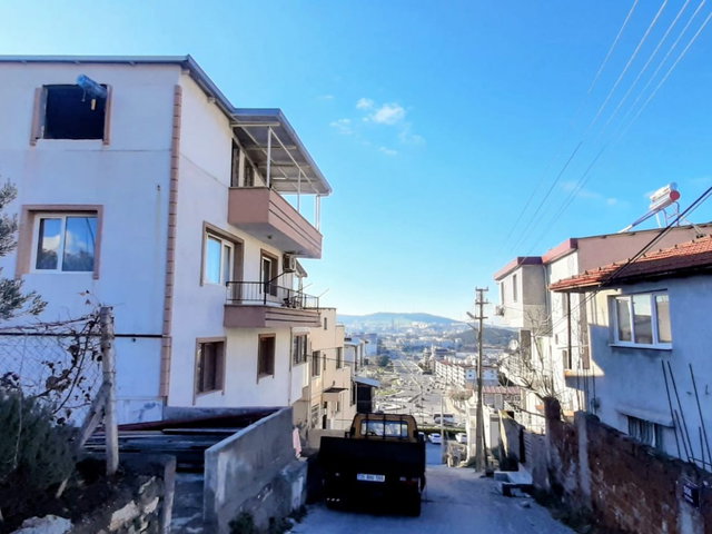 ALİAĞA YENİMAHALLE RUMELİ CD. DOĞALGAZLI 3+1 SATILIK DAİRE