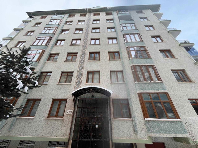 REMAX İLKE'DEN TERMİNAL'DE BOTANİK MANZARALI 3+1 KİRALIK DAİRE