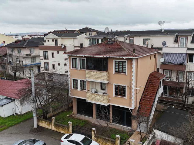 ERTUĞRULGAZİ MAH. SATILIK İKİ KATLI 4+1 MÜSTAKİL EV VE DÜKKAN