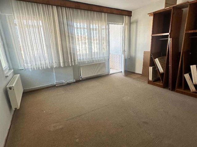 LÜLEBURGAZ E5 ÜZERİ CADDE MANZARALI SATILIK 3+1 DAİRE