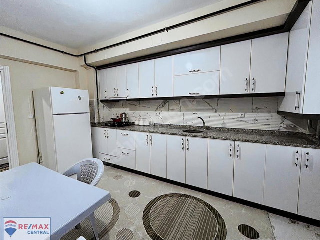 REMAX CENTRALDEN KARŞIYAKADA BAHÇELİ 3+1 KAMPANYALI FİYAT