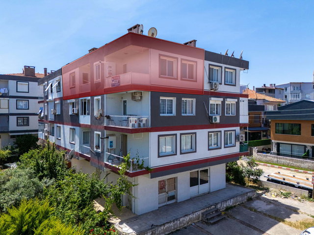 ZEYTINALANI’NDA MERKEZİ KONUMDA KİRALIK 2+1 DAİRE