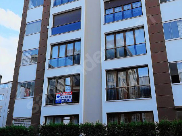 TUZLA'DA MERKEZİ KONUMDA KİRALIK 3+1 DAİRE