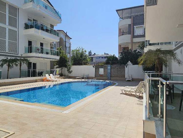 SİDE'DE SİTE İÇERİSİNDE SATILIK HAVUZLU EŞYALI 2+1 DUBLEKS DAİRE