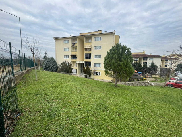 RE/MAX MAVİ'DEN KORUCUK TOKİ EVLERİNDE SATILIK 3+1 DAİRE