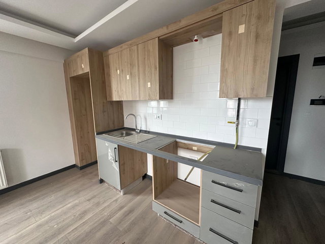 9 MENEMEN ULUS MAHALLESİNDE KİRALIK 1+1 DAİRE