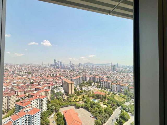 REMAXWE EMAAR SQUARE HEIGHTS KULE 3,5+1 SATILIK EV OFIS İŞYERI