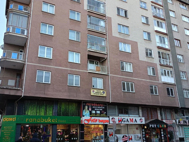 ODUNPAZARI BİLİR SOKAK SATILIK 3+1 DAİRE