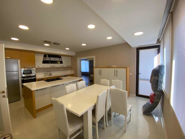 REMAX GÖKÇEM MEHMET AGHÖBÜR DEN ÇAMLIBEL SİT. SATILIK VİLLA