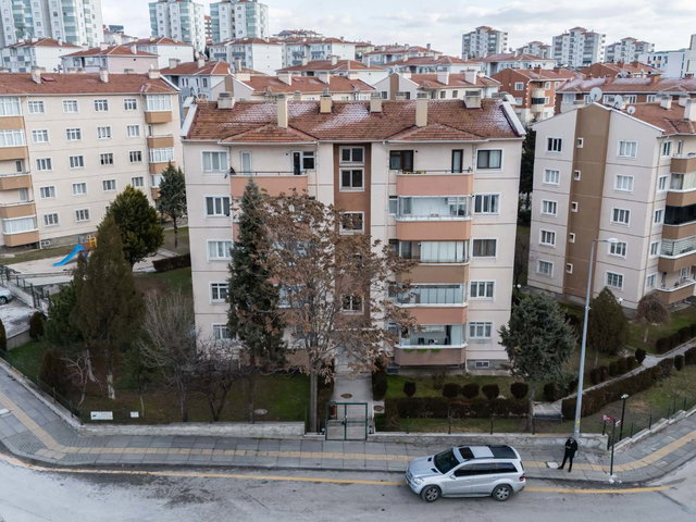 ARIKOVANI SİTESİNDE SATILIK 3+1 DAIRE