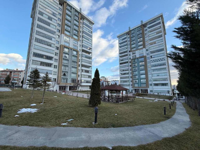 YENİMAHALLE ATA MAH. DOĞASU ELMASLAR SİTESİNDE  SATILIK 3+1 DAİRE