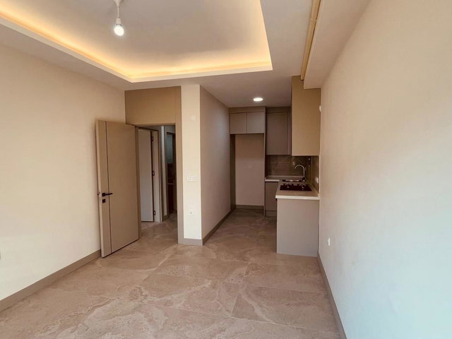 ÇOLAK İBRAHİM MERKEZDE KALİTELİ MALZEMELİ BALKONLU SIFIR KİRALIK 1+1 DAİRE