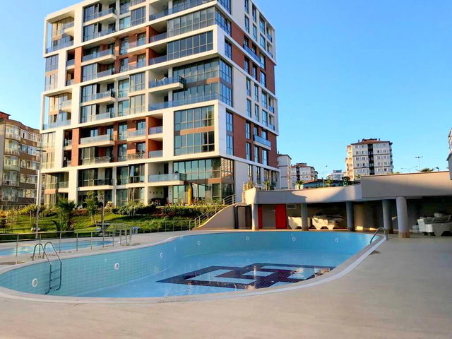 VİAPORT YAKINI STİLL İSTANBUL ADORİA SİTESİNDE 2+1 SATILIK DAİRE
