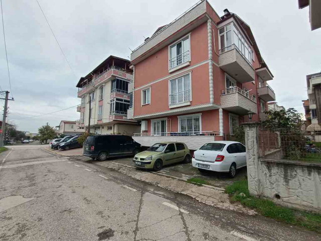 FSM MAHALLESİNDE SATILIK 2+1 ARA KAT