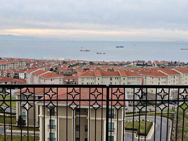 DENİZ İSTANBUL MERCAN SİTESİ EN İYİ KONUMLU BÜYÜK TİP 2+1 SATILIK DAİRE