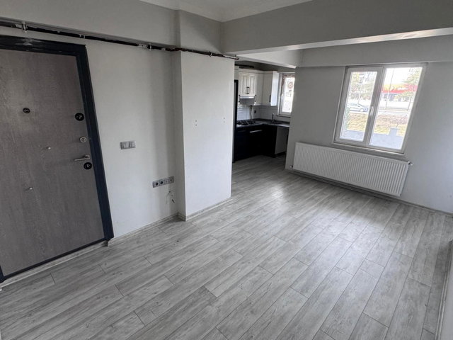 ŞEHİR HASTANESİ VE ÜNİVERSİTEYE YAKIN, 1+1 DAİRE FIRSATI!