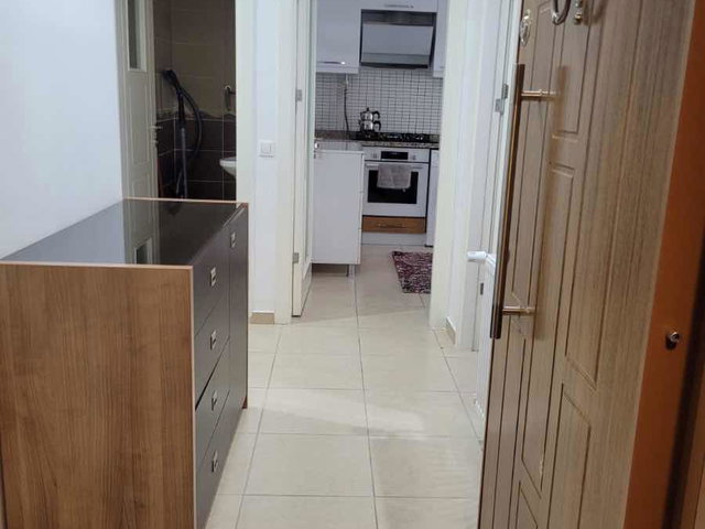 ERTUĞRULGAZİ ACIBADEM YAKINI EŞYALI KİRALIK 2+1 BAKIMLI DAİRE