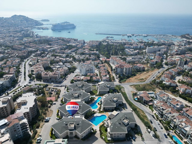 LENA PARK SİTESİ 3+1 ARAKAT BRUT 170 M2 DENİZ MANZARALİ DAİRE