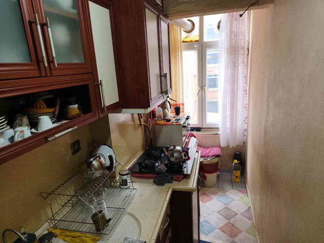 BAĞCILAR BARBAROS MAH. 2+1 SATILIK DAİRE