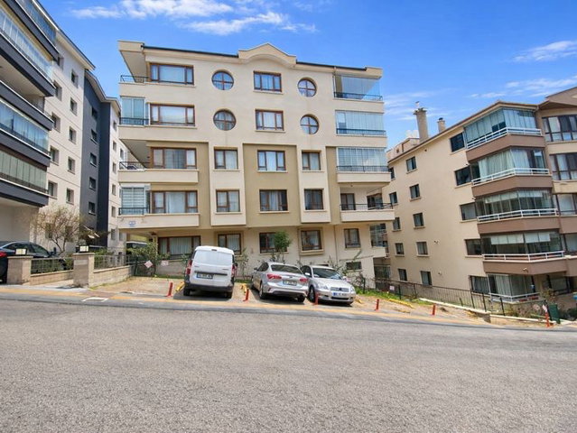 ÇANKAYA DİKMEN AKPINAR MAH. EŞYALI 4+1 KİRALIK DAİRE