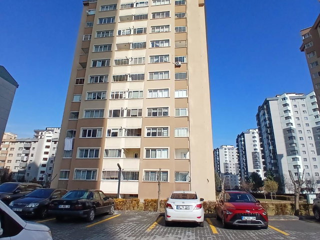 METROMALL AVM  KARŞISI 3+1 SATILIK DAİRE