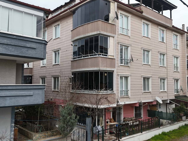 RE/MAX MAVİ'DEN BALKONDAN DENİZ GÖREN GENİŞ, KULLANIŞLI 2+1DAİRE