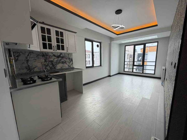REMAX DEĞİŞİMDEN ATAŞEHİRDE KİRALIK 1+1 DAİRE
