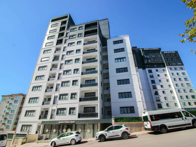 ROSA KARTAL PROJESİ'NDE DENİZ MANZARALI 5+2 260M² DUBLEKS DAİRE