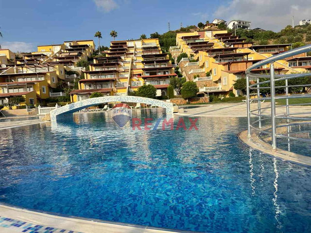 FULL DENİZ MANZARALI SİTEDE MÜSTAKİL VİLLA AMBİYANSLI GENİŞ DAİRE