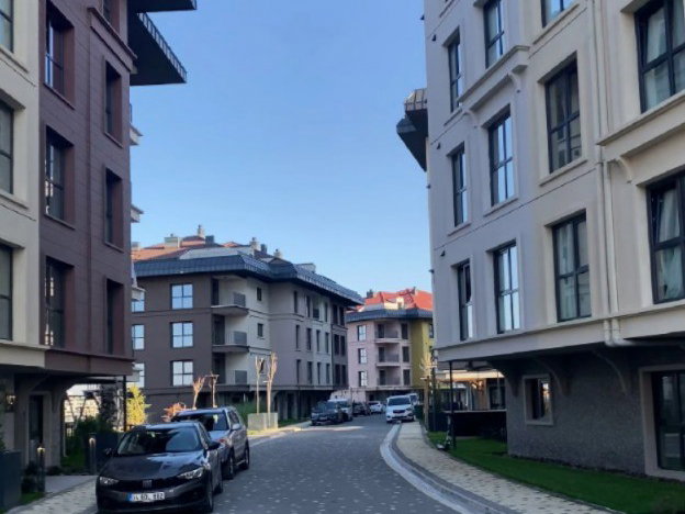 REMAX ASHILL YENI ÇAMLICA KONAKLARI EMLAK KONUT 2+1 SATILIK DAIRE