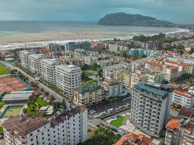 ALANYA'DA DENIZE 50M, FERAH 1+1 SATILIK DAIRE
