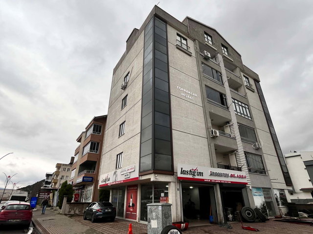 REMAX LEON KESTEL 'DE 3+2 DUBLEKS DAİRE